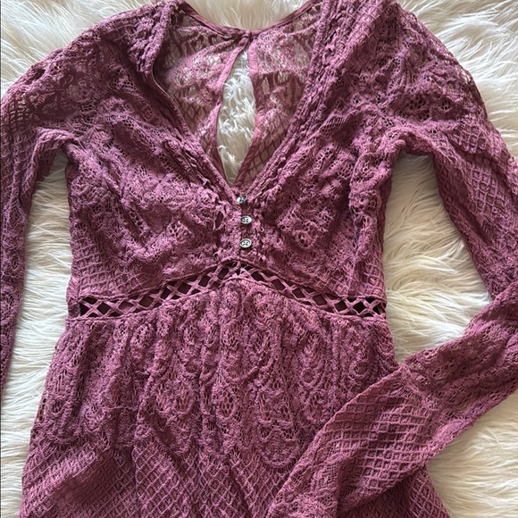 🍇HOLLISTER LACE DRESS💟 - Picture 3 of 4